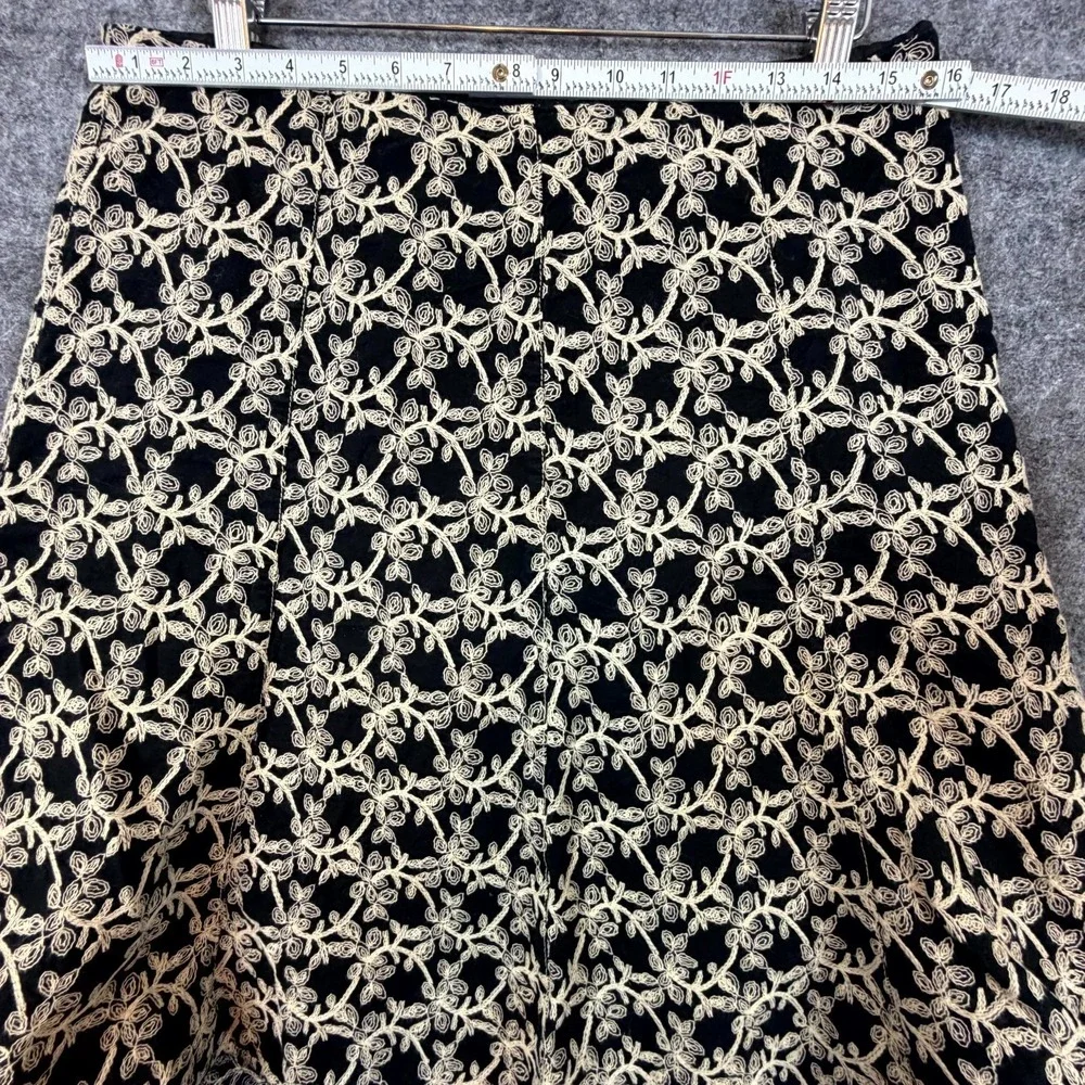 Axcess A-Line Skirt Womens 10 Black Tan Embroidered Floral Y2K Party Office Chic